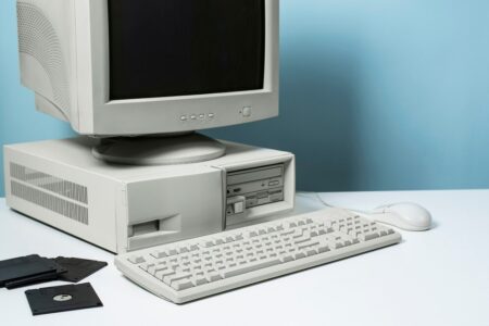 retro-computer-technology-with-monitor-hardware_23-2149506840